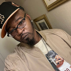 Meet your Posher, Lawrence